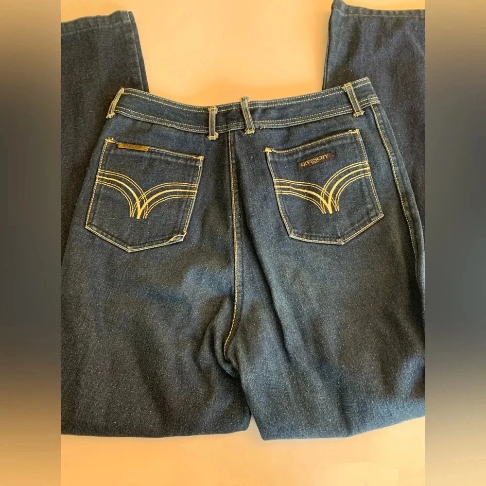 Vintage Givenchy 70's style straight leg high rise jeans. Size 28. - Picture 13 of 17